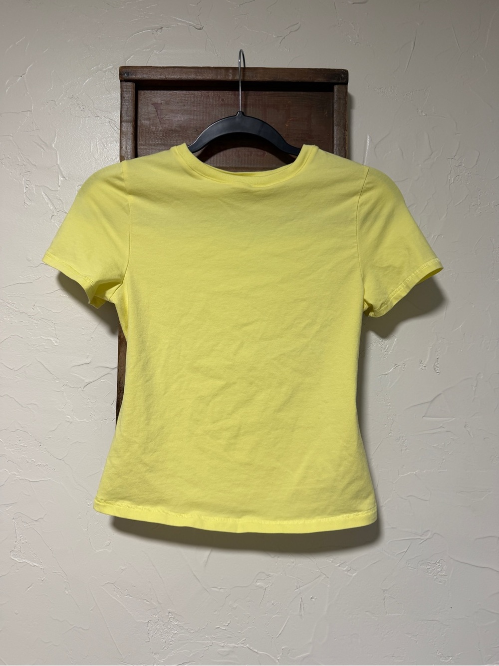 Classic Crewneck Women's Yellow Tee